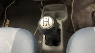 Used 2013 Maruti Suzuki Alto K10 [2010-2014] VXi Petrol Manual interior GEAR  KNOB VIEW