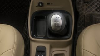 Used 2022 Mahindra Bolero Neo N10 Diesel Manual interior GEAR  KNOB VIEW