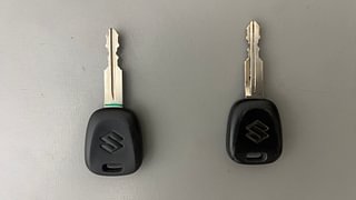 Used 2018 Maruti Suzuki Alto 800 [2016-2019] Lxi Petrol Manual extra CAR KEY VIEW