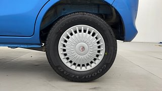 Used 2021 Maruti Suzuki Alto 800 [2019-2022] LXI Petrol Manual tyres LEFT REAR TYRE RIM VIEW