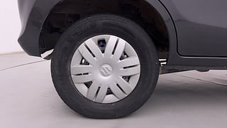 Used 2022 Maruti Suzuki Alto 800 Lxi (O) Petrol Manual tyres RIGHT REAR TYRE RIM VIEW