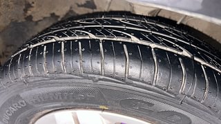 Used 2022 Maruti Suzuki Alto 800 Lxi (O) Petrol Manual tyres RIGHT FRONT TYRE TREAD VIEW