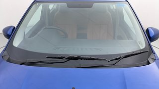 Used 2020 Renault Triber RXZ AMT Petrol Automatic exterior FRONT WINDSHIELD VIEW
