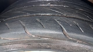 Used 2011 Volkswagen Polo [2010-2014] Highline1.2L (P) Petrol Manual tyres LEFT FRONT TYRE TREAD VIEW