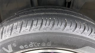 Used 2020 Renault Triber RXZ AMT Petrol Automatic tyres LEFT FRONT TYRE TREAD VIEW