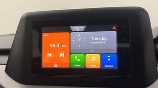 Used 2022 Maruti Suzuki Brezza VXI Petrol Manual top_features Touch screen infotainment system
