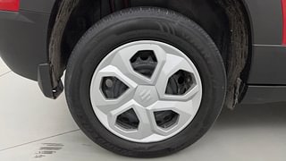 Used 2022 Maruti Suzuki Brezza VXI Petrol Manual tyres RIGHT REAR TYRE RIM VIEW