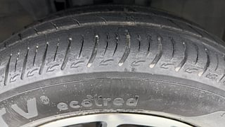 Used 2020 Renault Triber RXZ AMT Petrol Automatic tyres RIGHT FRONT TYRE TREAD VIEW