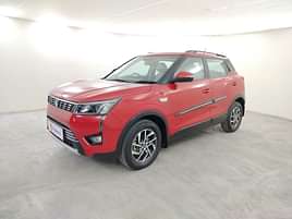 2023 Mahindra XUV 300 W8 AMT (O) Diesel