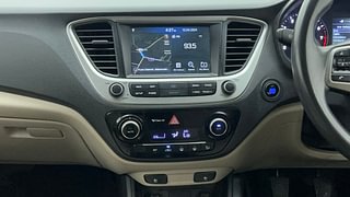 Used 2018 Hyundai Verna [2017-2020] 1.6 VTVT SX (O) Petrol Manual interior MUSIC SYSTEM & AC CONTROL VIEW