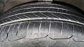 Used 2016 Maruti Suzuki Baleno [2015-2019] Zeta Petrol Petrol Manual tyres LEFT FRONT TYRE TREAD VIEW