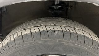 Used 2017 Maruti Suzuki Alto 800 [2016-2019] Vxi Petrol Manual tyres LEFT FRONT TYRE TREAD VIEW