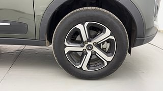 Used 2022 Tata Nexon XZ Plus Petrol Petrol Manual tyres RIGHT FRONT TYRE RIM VIEW