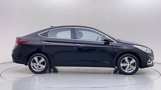 Used 2019 Hyundai Verna [2017-2020] 1.6 VTVT SX (O) Petrol Manual exterior RIGHT SIDE VIEW