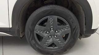 Used 2022 Hyundai Creta S Petrol Petrol Manual tyres RIGHT FRONT TYRE RIM VIEW