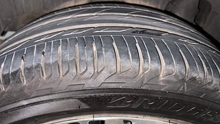 Used 2019 Mahindra XUV 300 W8 (O) Petrol Petrol Manual tyres RIGHT REAR TYRE TREAD VIEW