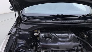 Used 2019 Hyundai Verna [2017-2020] 1.6 VTVT SX (O) Petrol Manual engine ENGINE RIGHT SIDE HINGE & APRON VIEW