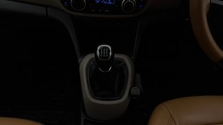 Used 2017 Hyundai Grand i10 [2017-2020] Asta 1.2 Kappa VTVT Petrol Manual interior GEAR  KNOB VIEW