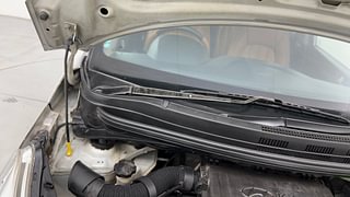 Used 2017 Hyundai Grand i10 [2017-2020] Asta 1.2 Kappa VTVT Petrol Manual engine ENGINE RIGHT SIDE HINGE & APRON VIEW