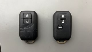 Used 2021 Maruti Suzuki XL6 [2019-2022] Alpha MT Petrol Petrol Manual extra CAR KEY VIEW