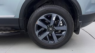 Used 2021 Tata Safari XZ Plus 6 STR Diesel Manual tyres LEFT REAR TYRE RIM VIEW