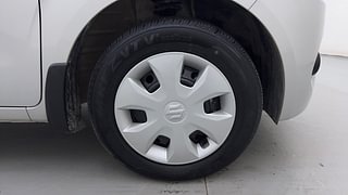 Used 2023 Maruti Suzuki Wagon R 1.2 ZXI Petrol Manual tyres RIGHT FRONT TYRE RIM VIEW