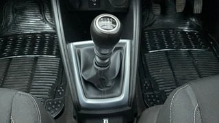 Used 2019 Nissan Kicks [2018-2020] XV Diesel Diesel Manual interior GEAR  KNOB VIEW