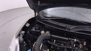 Used 2022 Maruti Suzuki Swift VXI Petrol Manual engine ENGINE RIGHT SIDE HINGE & APRON VIEW