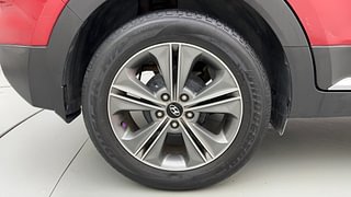 Used 2018 Hyundai Creta [2015-2018] 1.6 SX Plus Auto Petrol Petrol Automatic tyres RIGHT REAR TYRE RIM VIEW