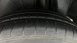 Used 2016 Maruti Suzuki Ciaz [2014-2017] ZXi Petrol Manual tyres LEFT REAR TYRE TREAD VIEW