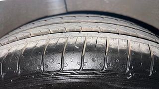 Used 2016 Nissan Sunny [2014-2020] XV Diesel Diesel Manual tyres RIGHT REAR TYRE TREAD VIEW