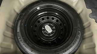 Used 2016 Maruti Suzuki Ciaz [2014-2017] ZXi Petrol Manual tyres SPARE TYRE VIEW