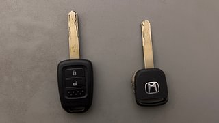 Used 2016 Honda City [2014-2017] SV CVT Petrol Automatic extra CAR KEY VIEW