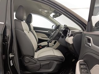 Used 2022 MG Motors Astor Smart 1.5 MT Petrol Manual interior RIGHT SIDE FRONT DOOR CABIN VIEW