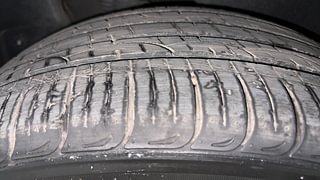 Used 2018 Hyundai Tucson [2016-2020] GLS 4WD AT Diesel Diesel Automatic tyres RIGHT REAR TYRE TREAD VIEW