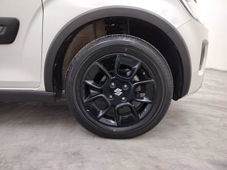 Used 2022 Maruti Suzuki Ignis Zeta MT Petrol Petrol Manual tyres RIGHT FRONT TYRE RIM VIEW