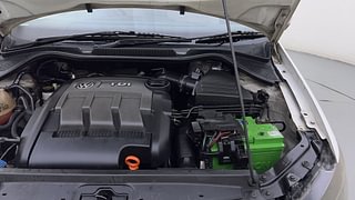 Used 2013 Volkswagen Polo [2010-2014] Highline 1.2 (D) Diesel Manual engine ENGINE LEFT SIDE HINGE & APRON VIEW