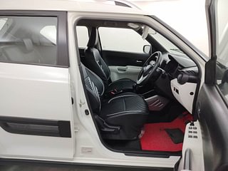 Used 2022 Maruti Suzuki Ignis Zeta MT Petrol Petrol Manual interior RIGHT SIDE FRONT DOOR CABIN VIEW