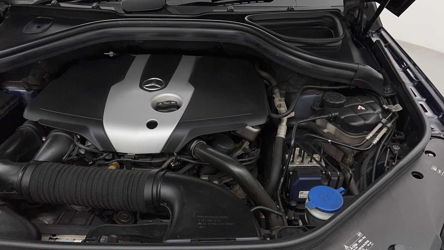 New Mercedes-Benz GLE engine ENGINE LEFT SIDE VIEW