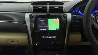 Used 2017 Toyota Camry [2015-2018] Hybrid Petrol Automatic interior MUSIC SYSTEM & AC CONTROL VIEW