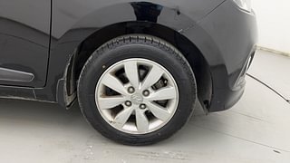 Used 2015 Hyundai Xcent [2014-2017] SX Petrol Petrol Manual tyres RIGHT FRONT TYRE RIM VIEW