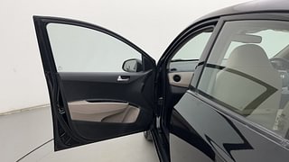 Used 2015 Hyundai Xcent [2014-2017] SX Petrol Petrol Manual interior LEFT FRONT DOOR OPEN VIEW