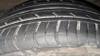 Used 2017 Toyota Camry [2015-2018] Hybrid Petrol Automatic tyres LEFT FRONT TYRE TREAD VIEW