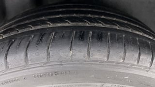 Used 2018 Volkswagen Ameo [2016-2020] Highline1.2L Plus (P) Petrol Manual tyres RIGHT REAR TYRE TREAD VIEW