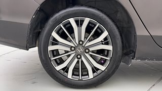 Used 2017 Honda City [2017-2020] ZX CVT Petrol Automatic tyres RIGHT REAR TYRE RIM VIEW