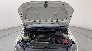 Used 2018 Volkswagen Ameo [2016-2020] Highline1.2L Plus (P) Petrol Manual engine ENGINE & BONNET OPEN FRONT VIEW