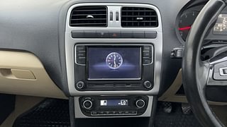Used 2018 Volkswagen Ameo [2016-2020] Highline1.2L Plus (P) Petrol Manual interior MUSIC SYSTEM & AC CONTROL VIEW