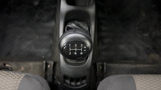 Used 2013 Maruti Suzuki Wagon R 1.0 [2013-2019] LXi CNG Petrol+cng Manual interior GEAR  KNOB VIEW