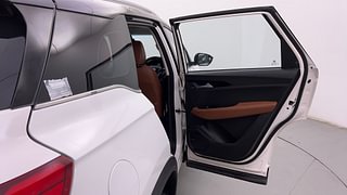 Used 2021 MG Motors Hector Plus Sharp 2.0 Diesel Turbo MT 6-STR Dual Tone Diesel Manual interior RIGHT REAR DOOR OPEN VIEW