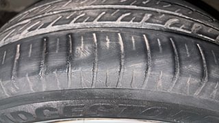 Used 2016 Mahindra KUV100 [2015-2017] K8 6 STR Petrol Manual tyres LEFT FRONT TYRE TREAD VIEW